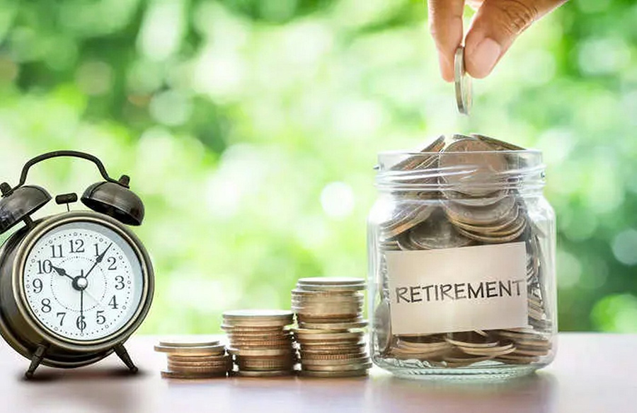 The Realities of Early Retirement: Lessons from the FIRE Movement