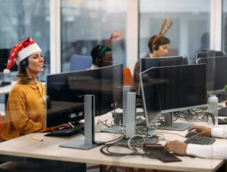 Supporting Employees During the Holiday Season: Managerial Strategies