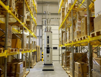 Dexory Expands to North America: Introducing Shelf-Scanning Robot